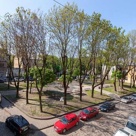 Royal Vip Apartment On Pidmurna 24 Λβιβ Εξωτερικό φωτογραφία