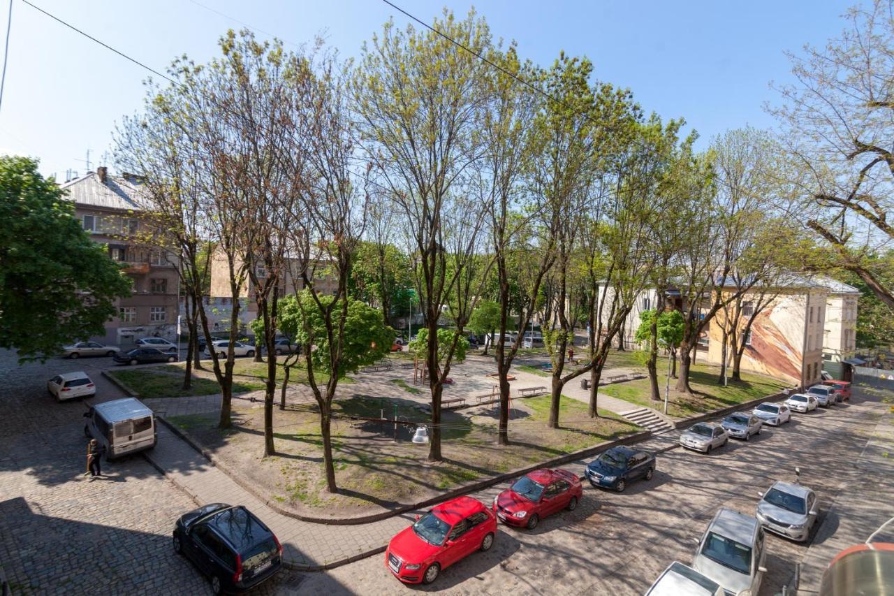 Royal Vip Apartment On Pidmurna 24 Λβιβ Εξωτερικό φωτογραφία